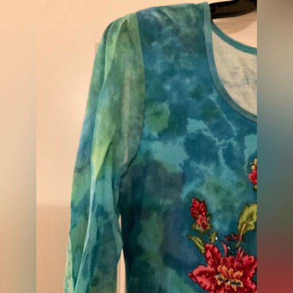 Womens  floral shirt with sequin and bead details - Picture 2 of 10